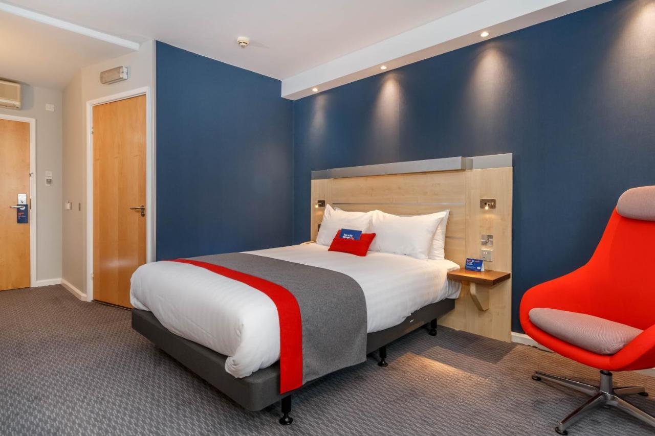 Holiday Inn Express Walsall M6, J10 By Ihg Exterior foto