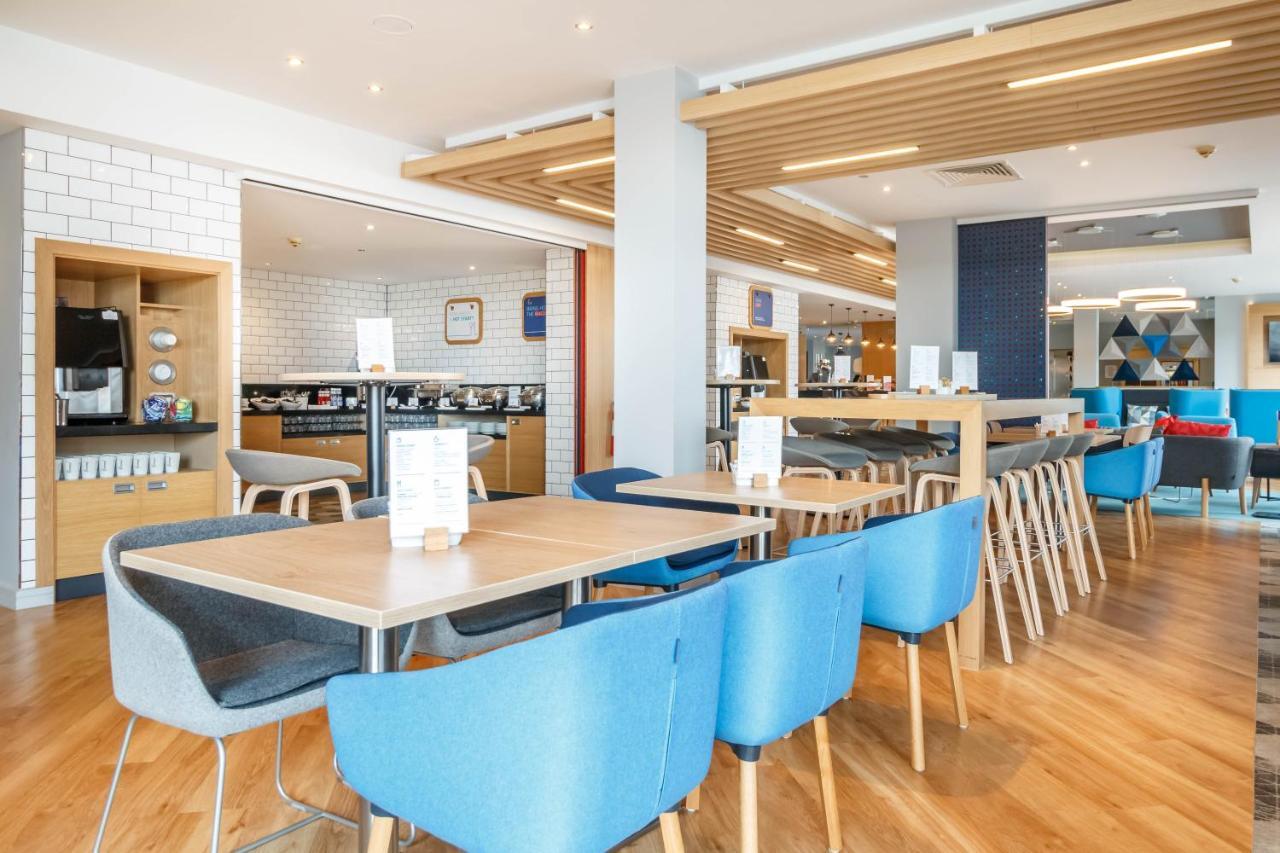 Holiday Inn Express Walsall M6, J10 By Ihg Exterior foto